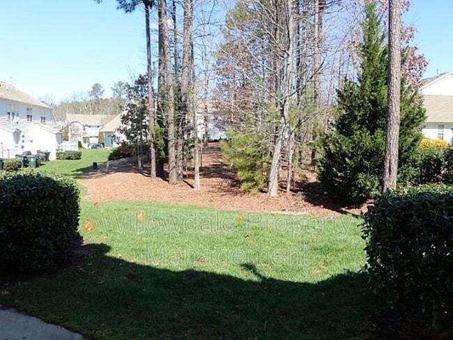 Building Photo - 308 Hamlet Park Dr