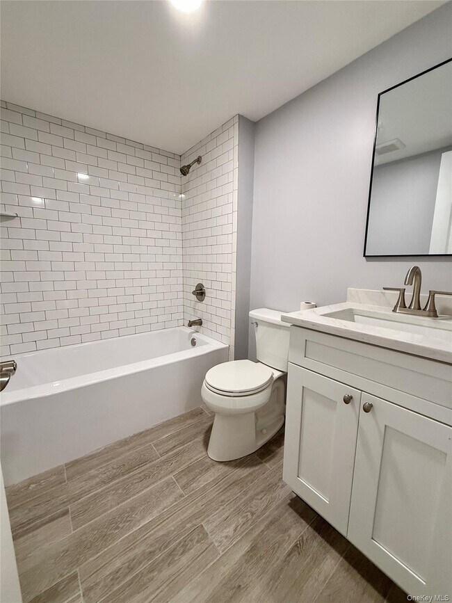 Building Photo - 19 Lee Ave