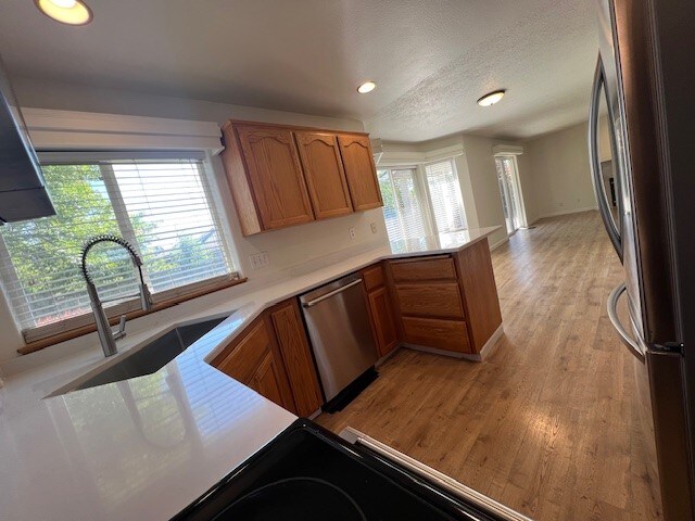 Building Photo - 7403 Shadowwood Ct NE