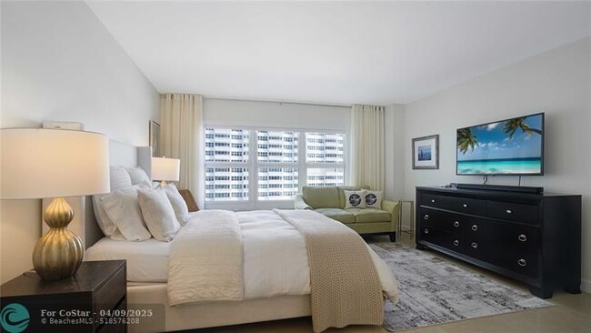 Building Photo - 3900 Galt Ocean Dr