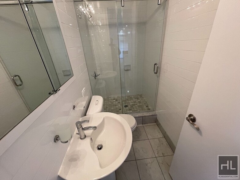 Building Photo - EAST 56 STREET