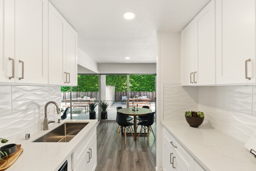 Kitchen to Deck view - 67 Brookwood Rd