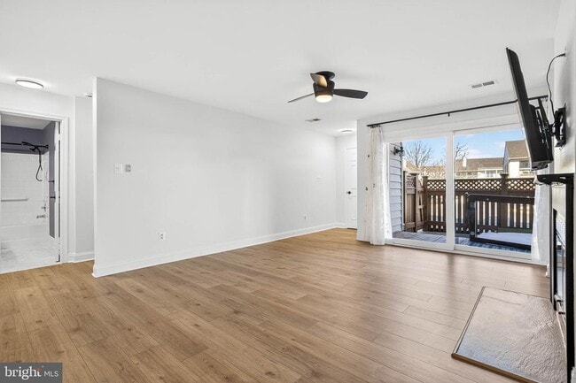 Building Photo - 6910 Sandra Marie Cir