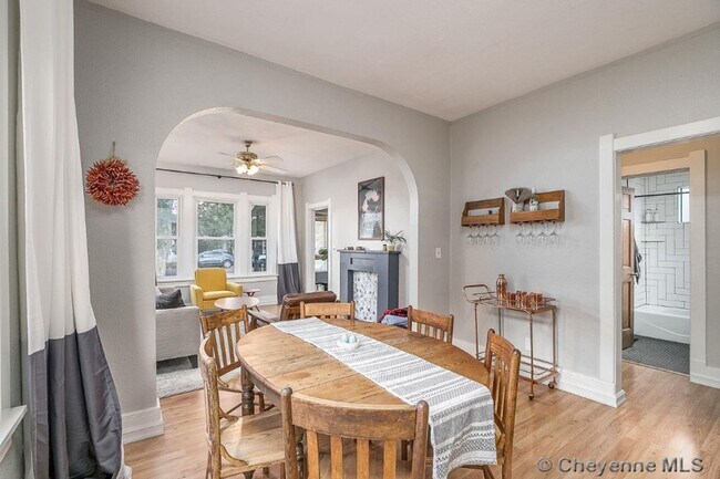 Building Photo - $500 OFF FIRST MONTH'S RENT!!!