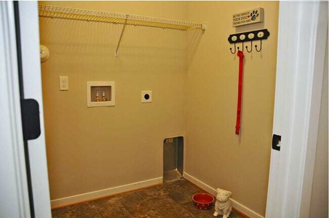 Building Photo - 241 Floridays Way