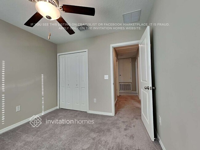 Building Photo - 15614 Greenleaf Bay St