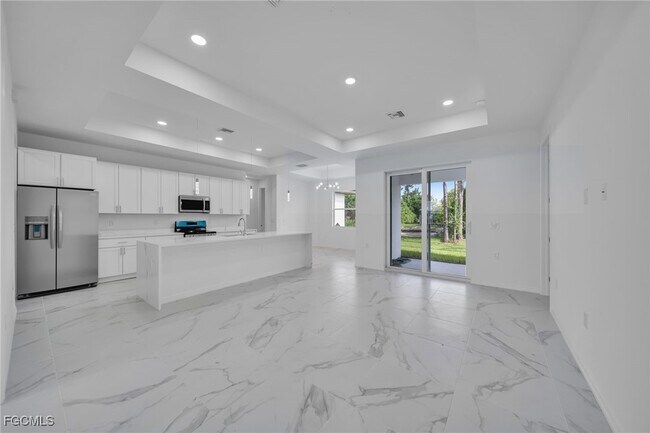 Building Photo - 3806 15th St W