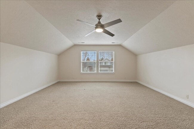 Building Photo - Quiet, Convenient, and Spacious 5 Bedroom 4 Bathroom Home