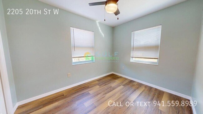 Building Photo - 2205 20th St W