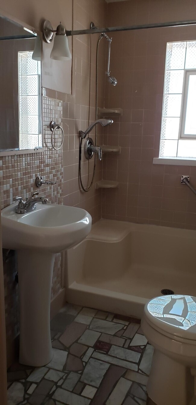 Building Photo - 19166 Centralia