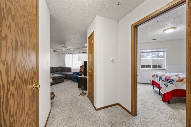 Building Photo - 2432 Rushmore Dr