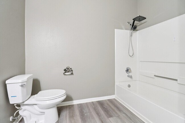 Building Photo - 16546 Cypress Thicket Dr