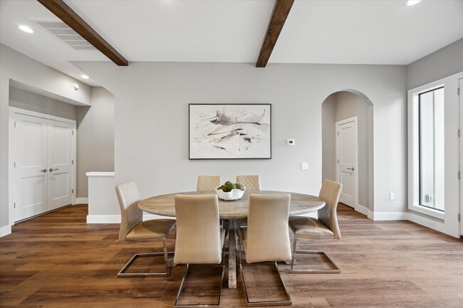 Building Photo - 3102 Eunice St