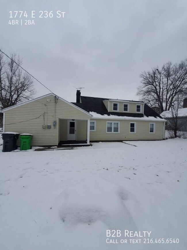 Building Photo - 1774 E 236th St