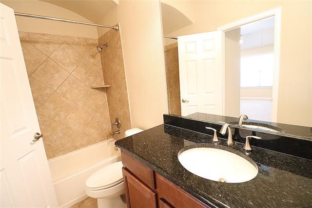 Building Photo - 2461 Embleton Dr