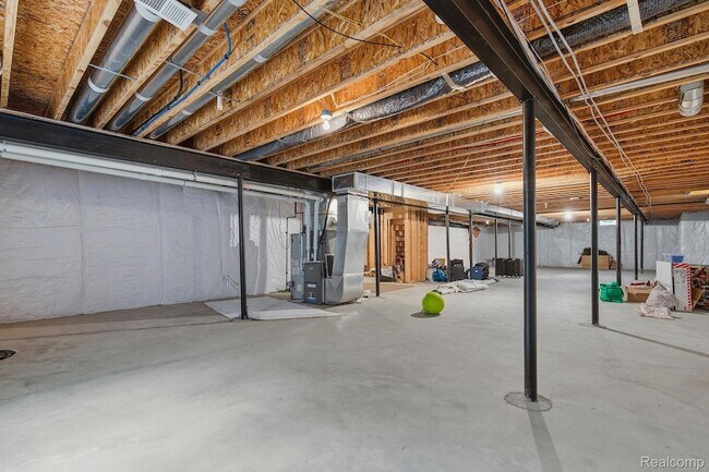 Building Photo - 2707 Turtle Lk Dr