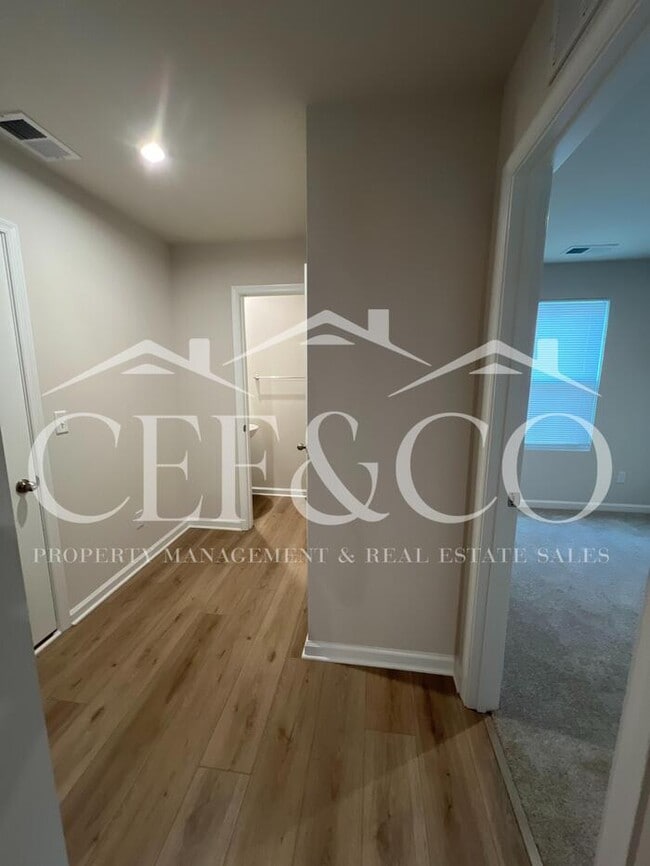 Building Photo - New Construction Gem – 4BR + Loft, Garage, and Great Amenities!