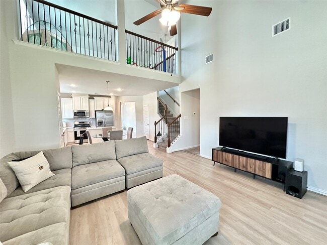 Building Photo - 5340 Camerford Ct