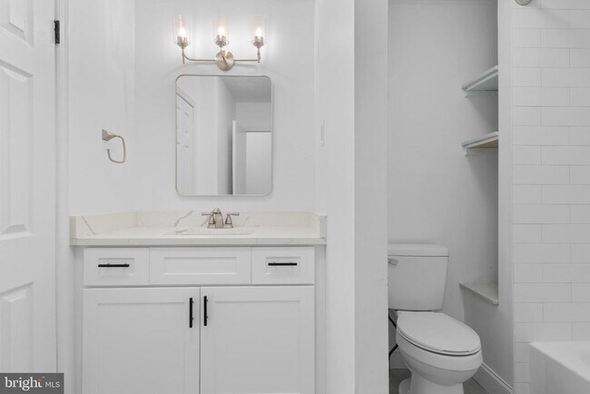 Building Photo - 4930 West Chester Pike