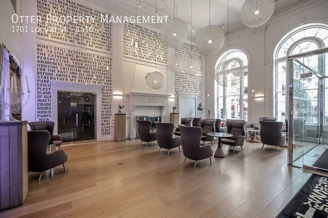 Building Photo - 1701 Locust St