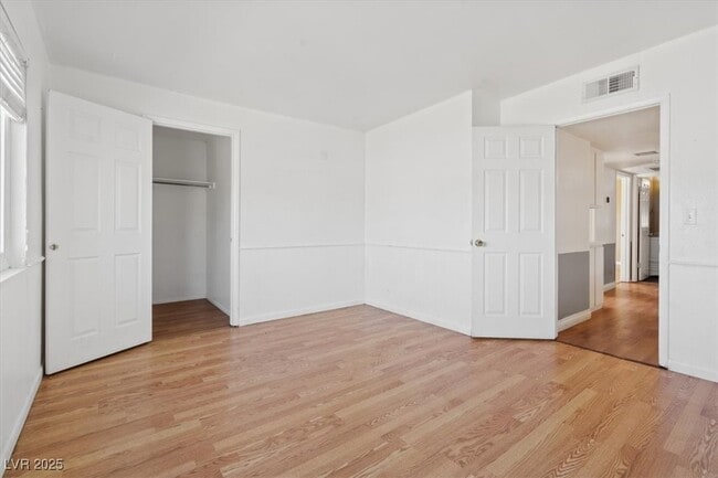 Building Photo - 4602 Inland Ct