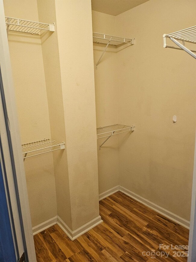 Building Photo - 14722 Lions Pride Ct