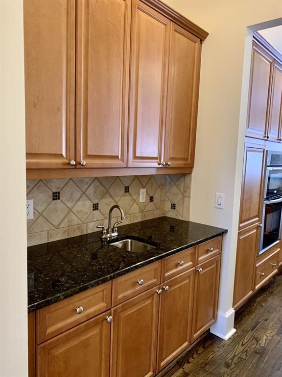 Building Photo - 5460 Glenridge View NE