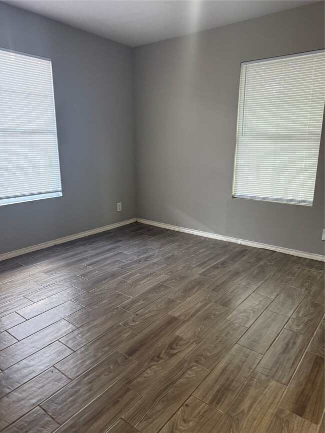 Building Photo - 1401 Craig Dr