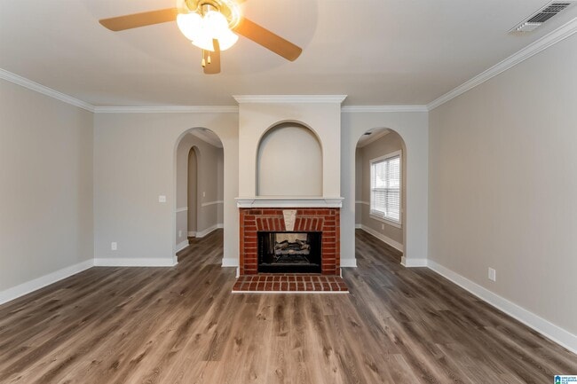Building Photo - 6025 Kelly Creek Cir