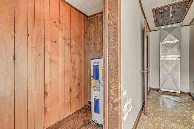 Building Photo - 2980 Afton Rd