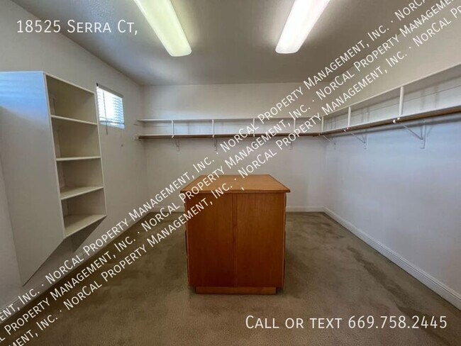 Building Photo - 18525 Serra Ct