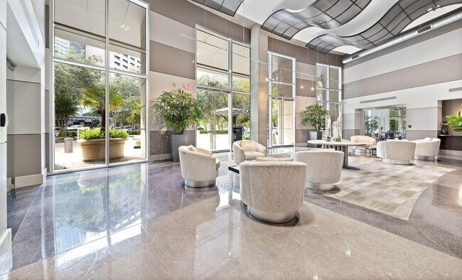 Building Photo - 1901 Post Oak Blvd