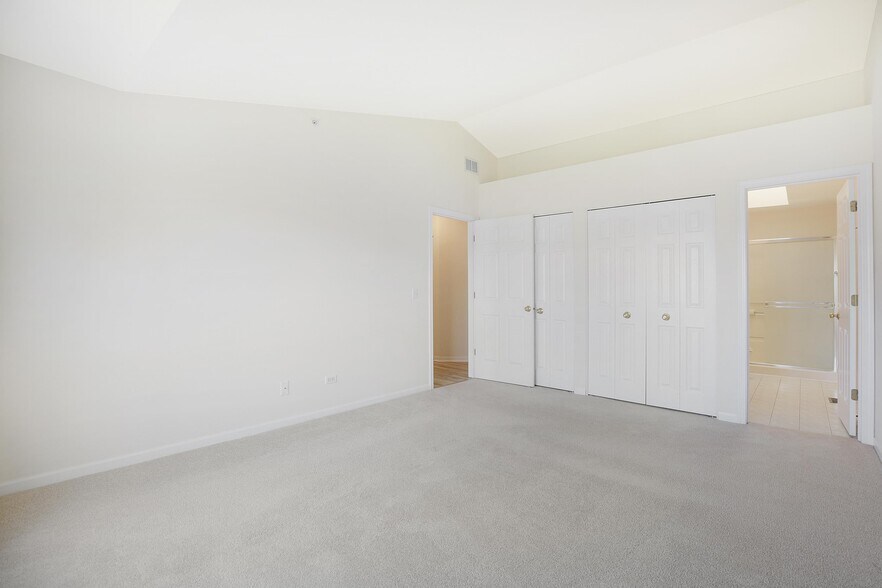 Building Photo - 670 Mill Cir