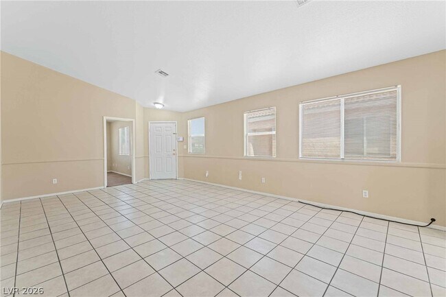 Building Photo - 3740 Sorrowing Sparrow Ct