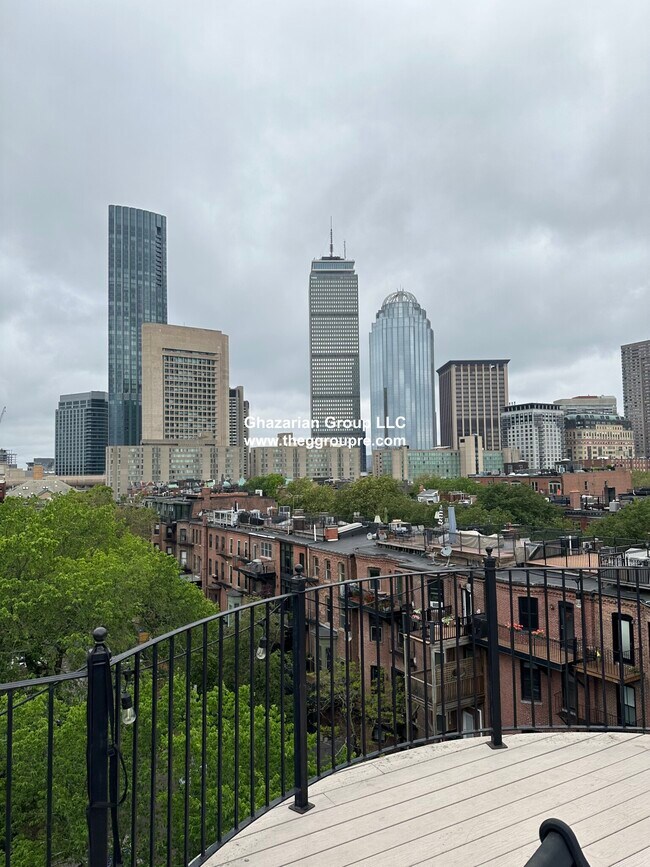 Building Photo - 524 Columbus Ave