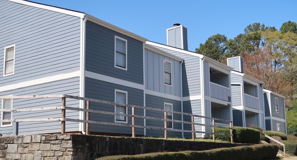 Building Photo - The Timbers