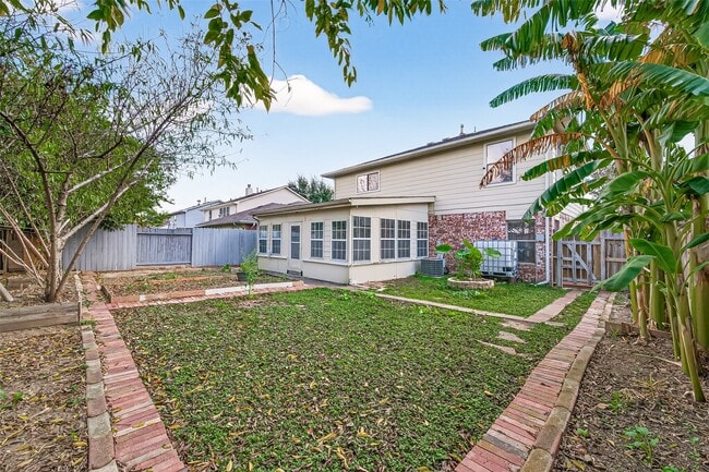 Building Photo - 8427 Brickhaven Ln