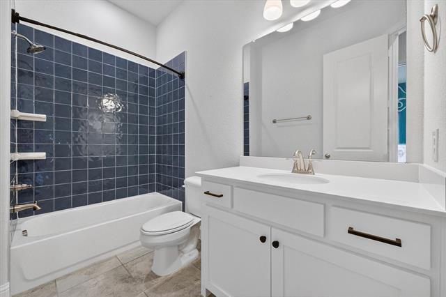 Building Photo - 1919 Middleton Dr