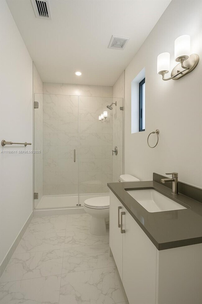 Building Photo - 1280 N Flagler Ave