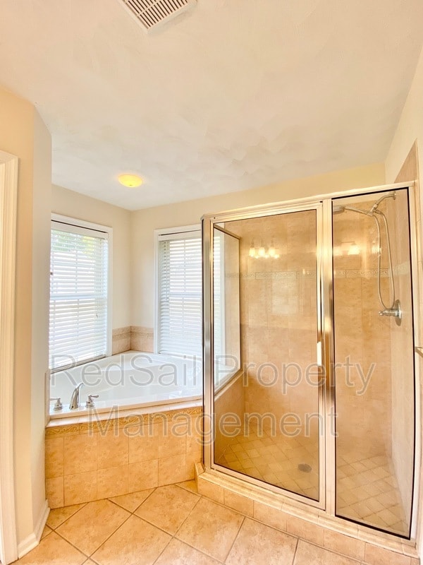 Building Photo - 13016 Lighthouse Ln