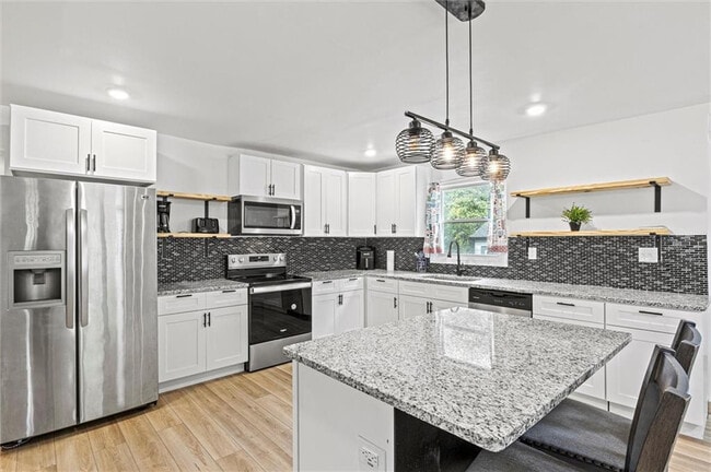 Building Photo - 1077 Peeples St SW