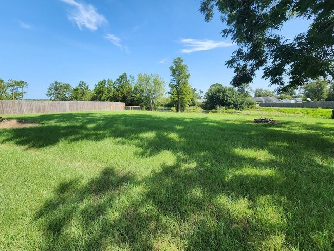 Building Photo - 70 Mill Pond Pl