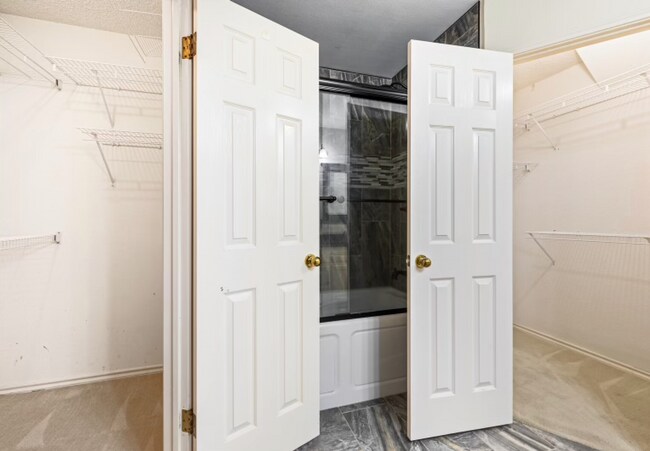 Building Photo - Furnished Bedroom