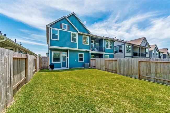 Building Photo - 343 E Coralburst Lp