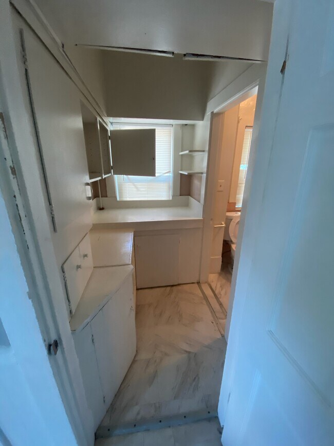 Building Photo - 59 Foster St