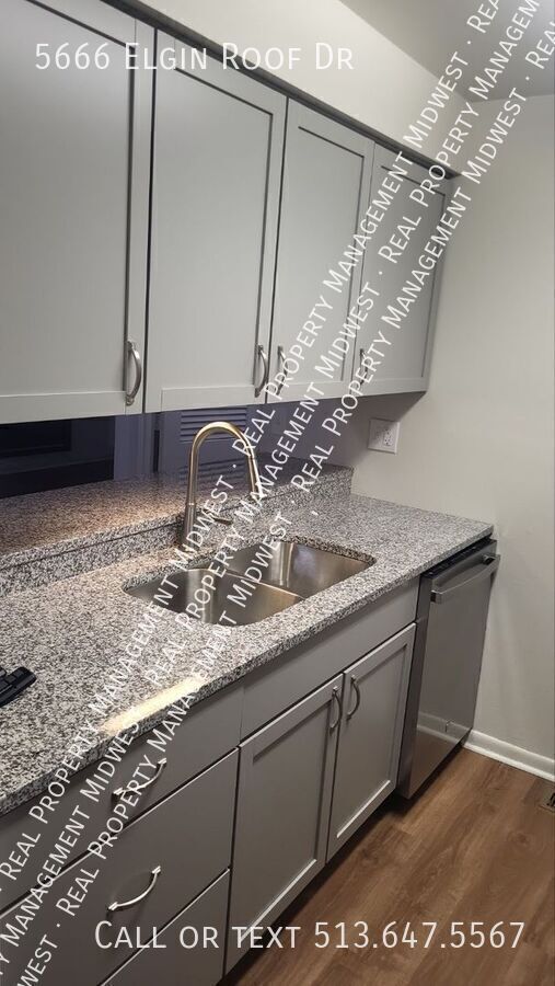 Building Photo - 5666 Elgin Roof Dr