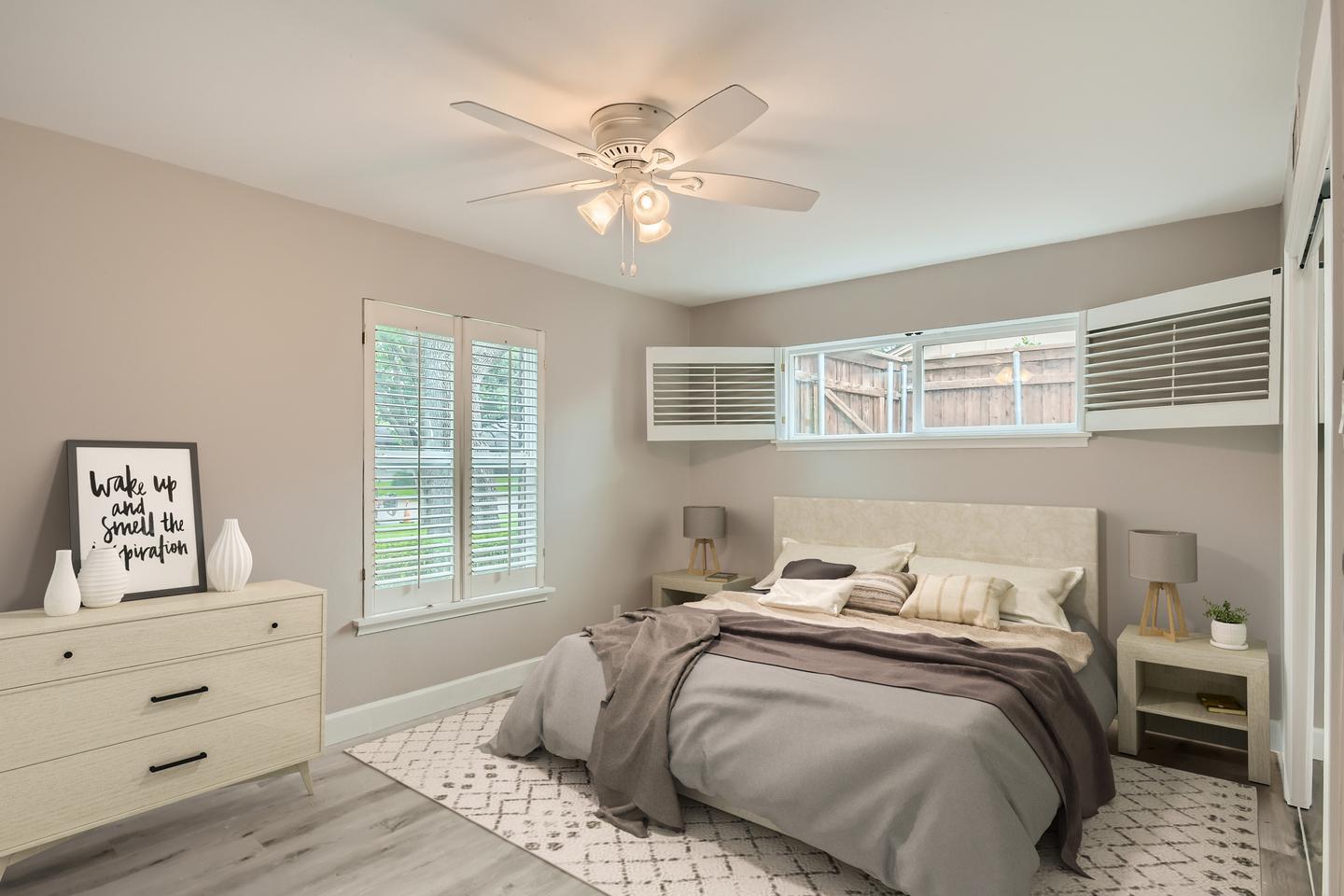 Building Photo - Polished Northwest Dallas home with quick North Tollway access