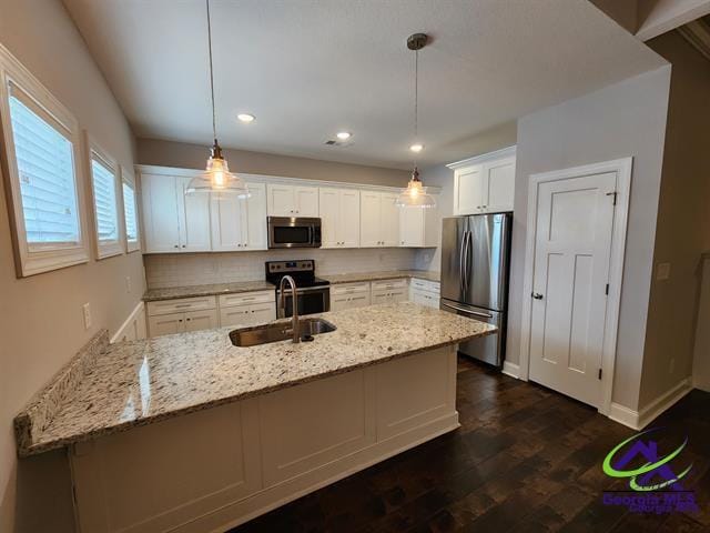 Building Photo - 101 Cascades Ct