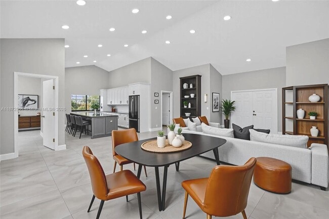 Building Photo - 9581 El Clair Ranch Rd