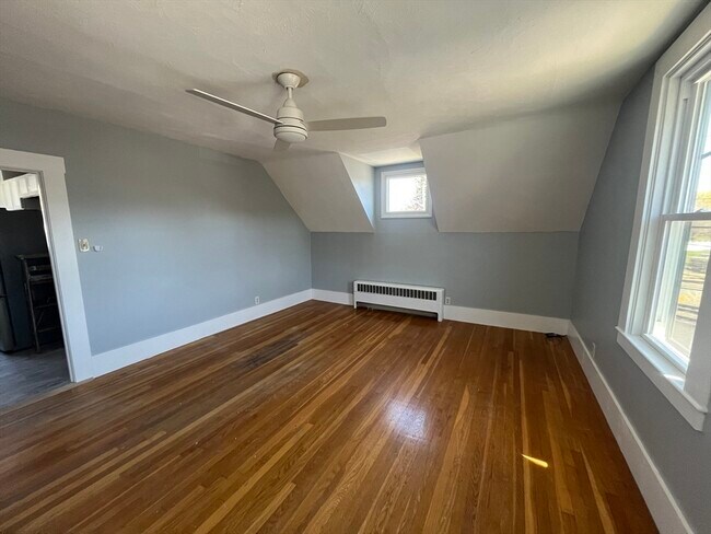 Building Photo - 131 East St